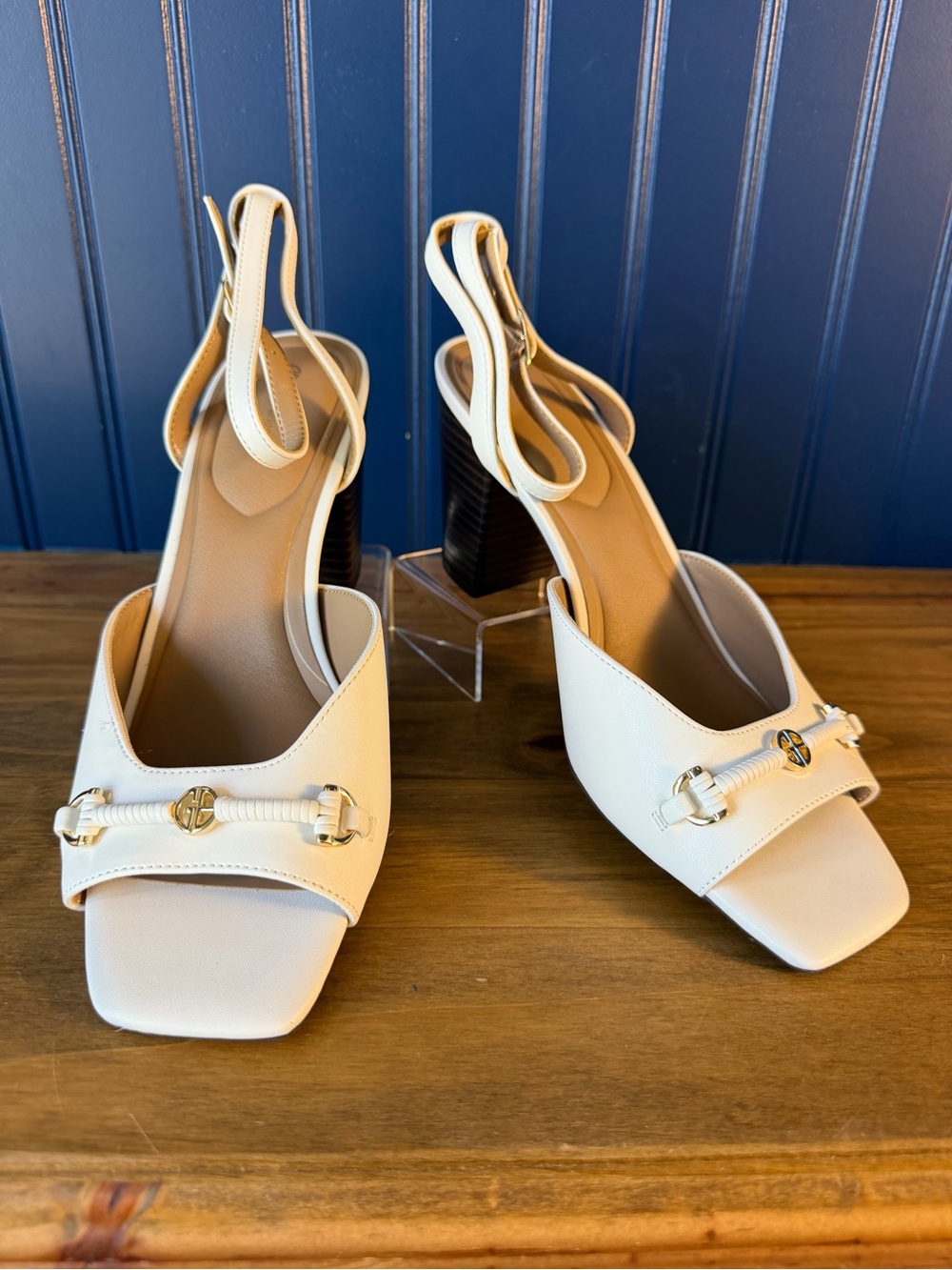 Giani Bernini Giorgianna White Linen Block Heel Sandals NIB